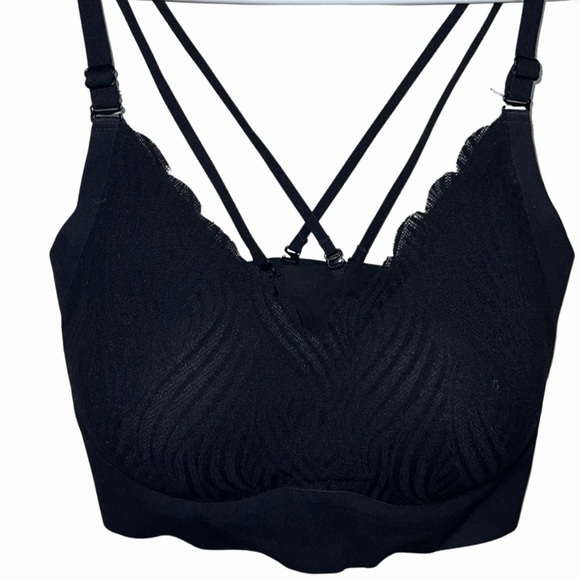 Kissy Black Camisole Sling Style Padded Seamless Bra Size Large - Picture 2 of 9